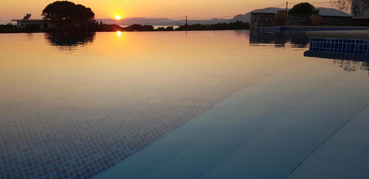 Villa Sealine Pefki Esterno foto